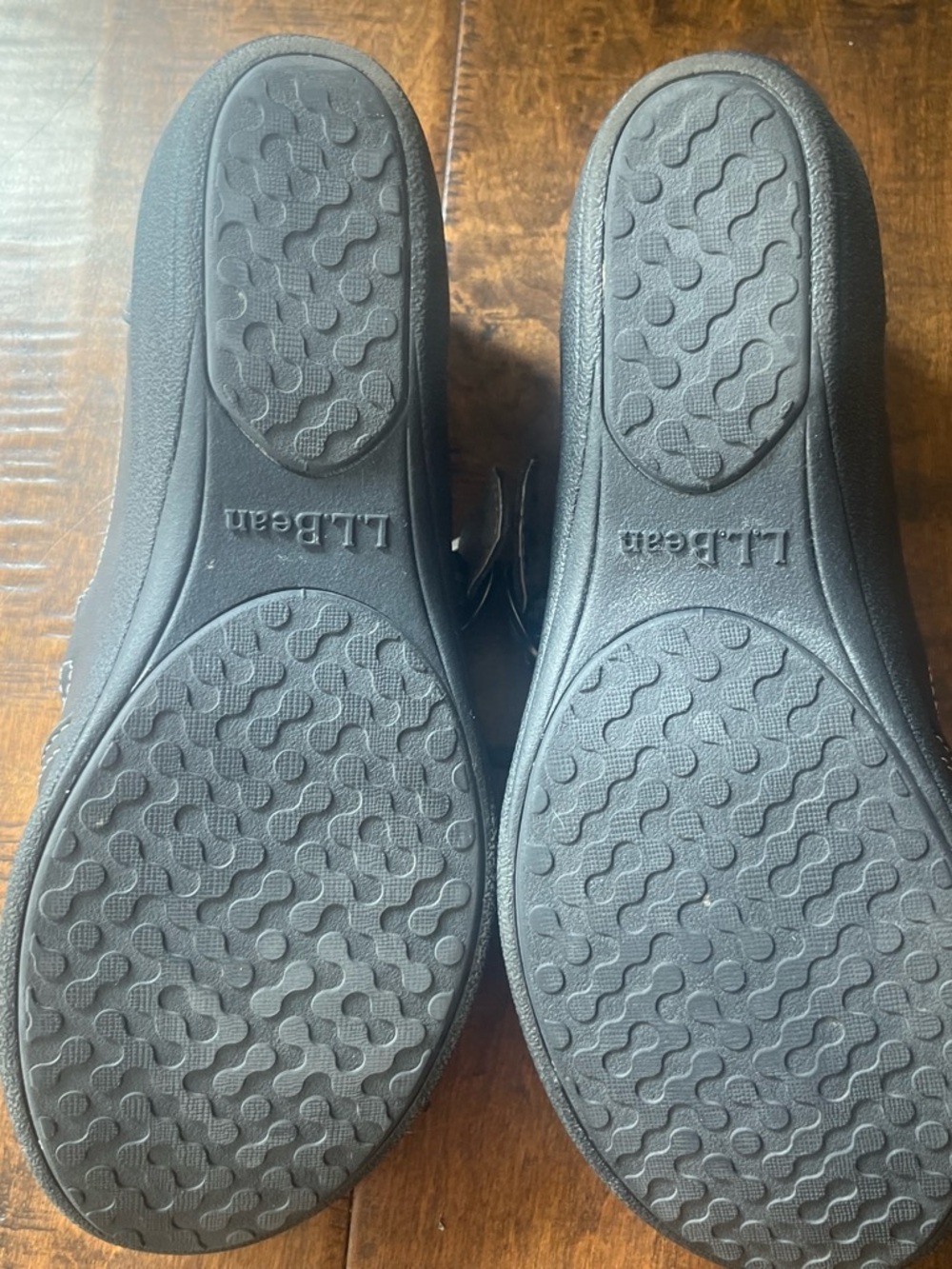 L.L. Bean black leather Mary Jane comfort  walking ballet sneaker flats Sz. 7.5 - Picture 5 of 6